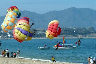 Various activities in Sea Festival 2013 - ảnh 1